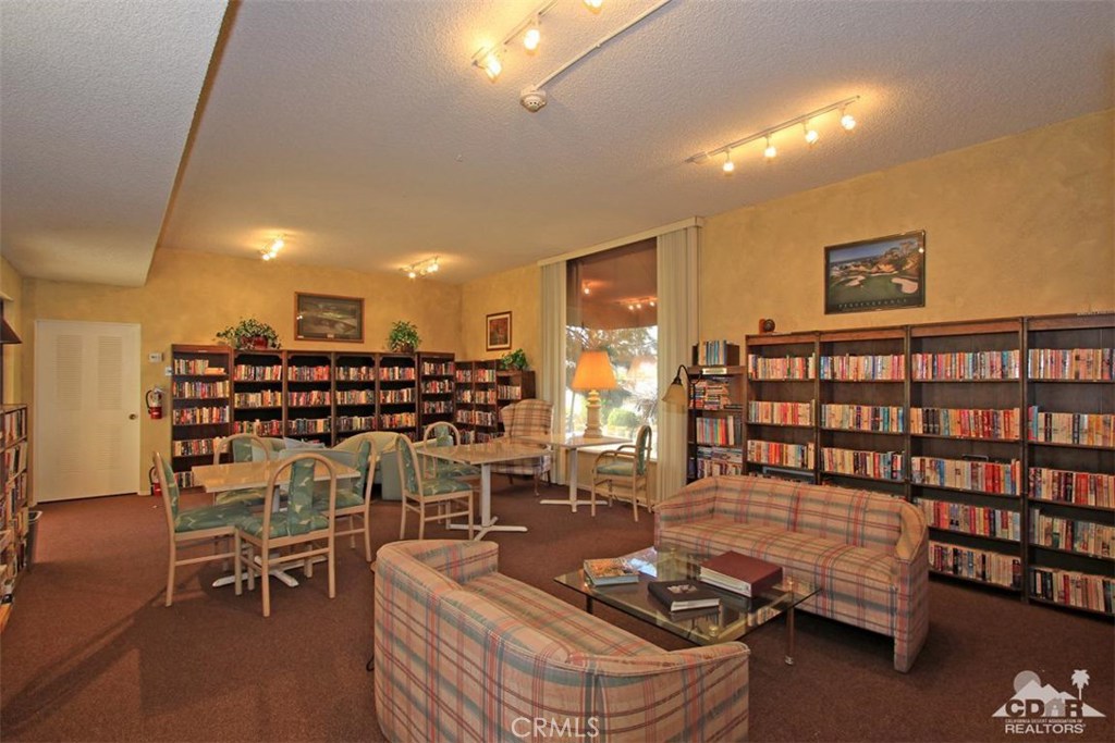 Portola Country Club - Manufactured In Park