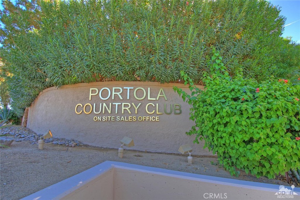 Portola Country Club - Manufactured In Park