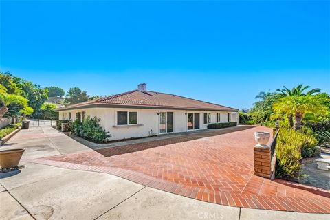26571 Dapple Grey Laguna Hills CA 92653