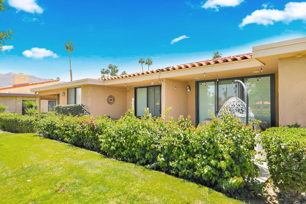 Sunrise C.C. - Residential