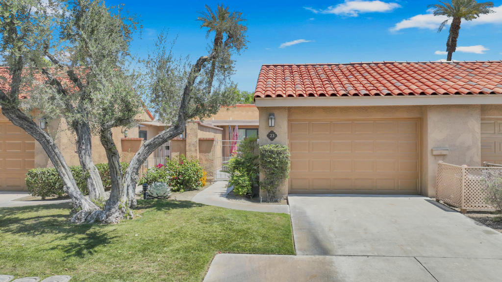 Sunrise C.C. - Residential