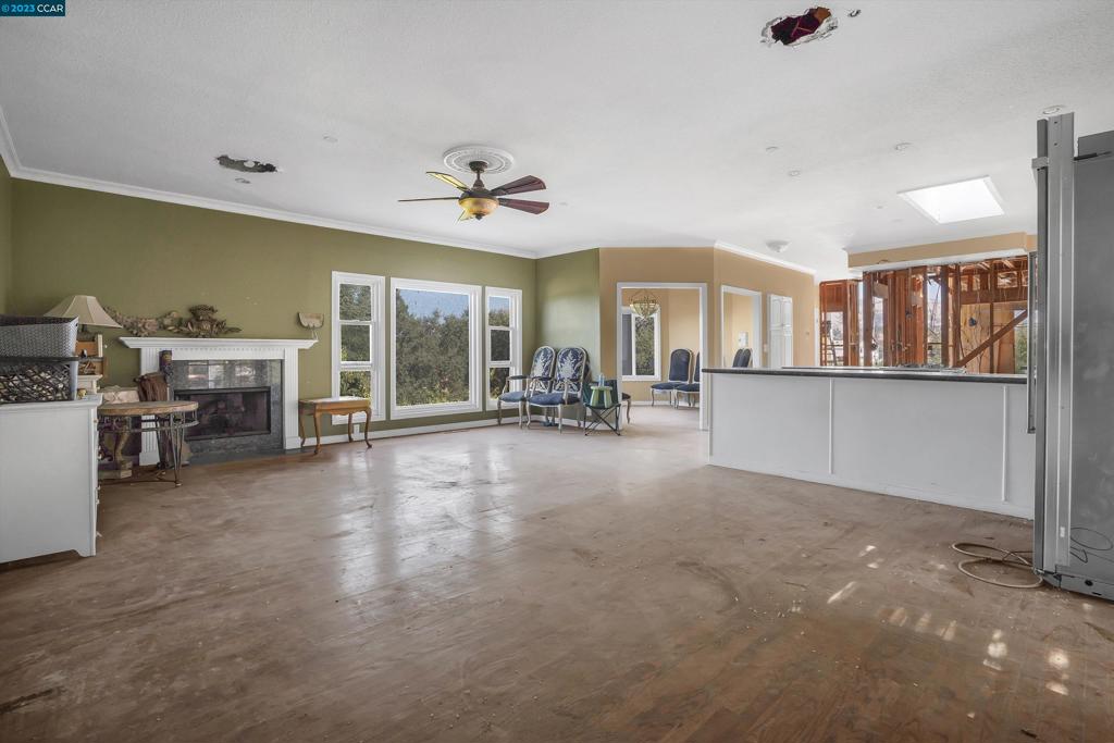 ALAMO RANCH ESTS - Residential