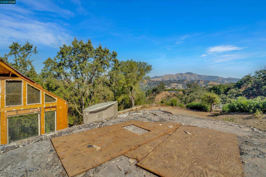 ALAMO RANCH ESTS - Residential