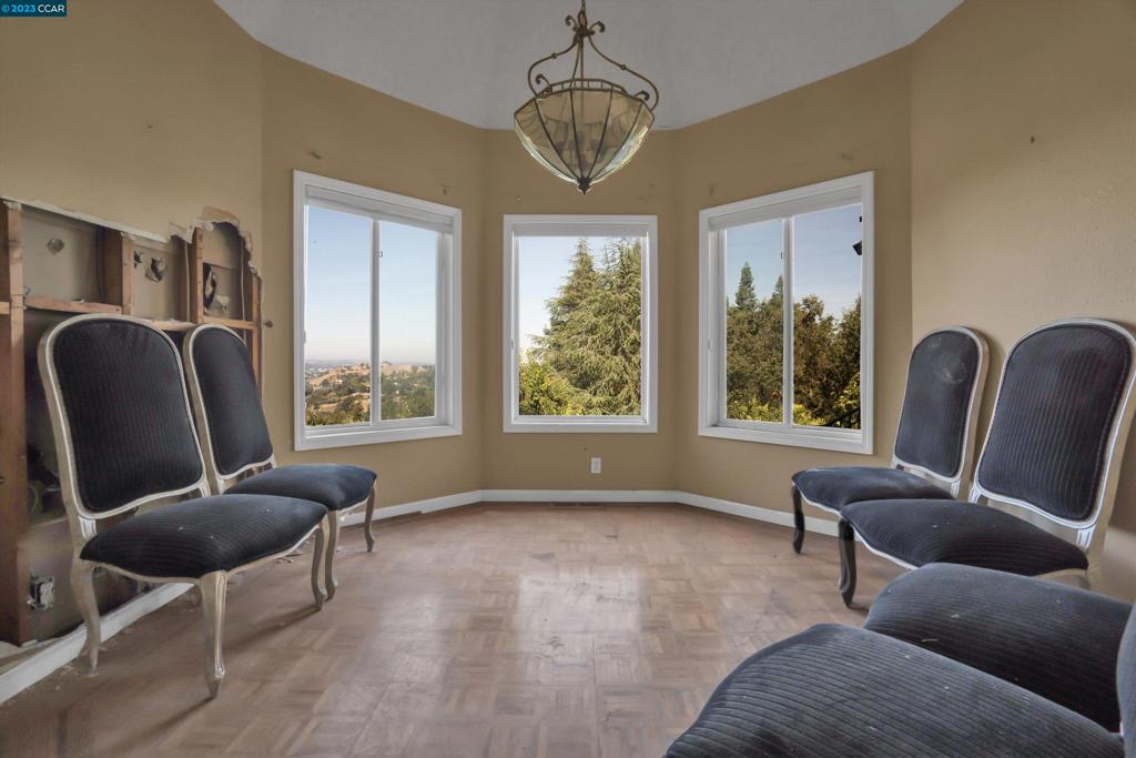 ALAMO RANCH ESTS - Residential