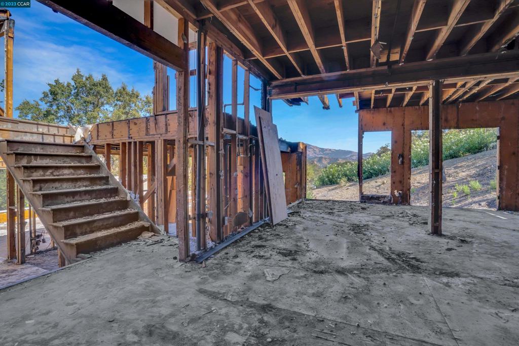 ALAMO RANCH ESTS - Residential