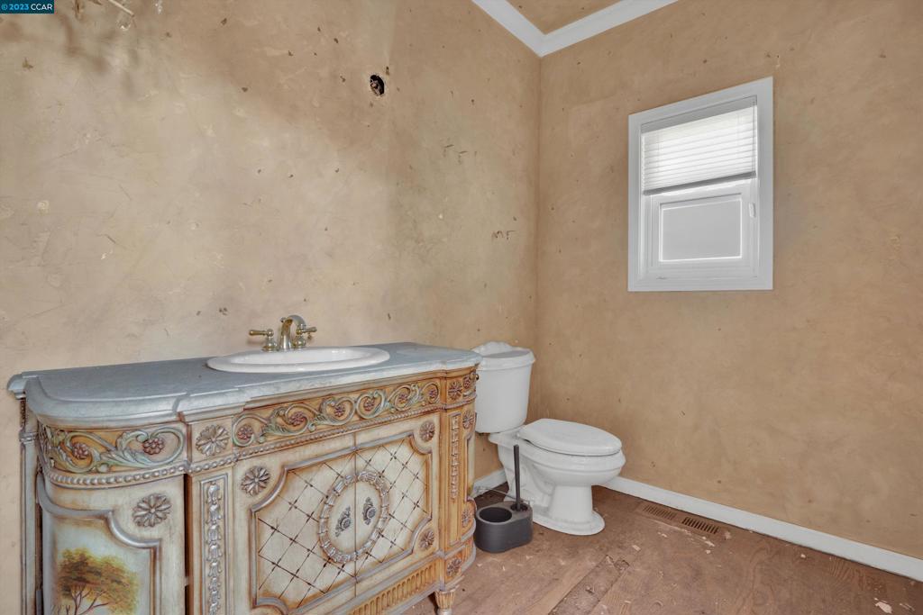 ALAMO RANCH ESTS - Residential