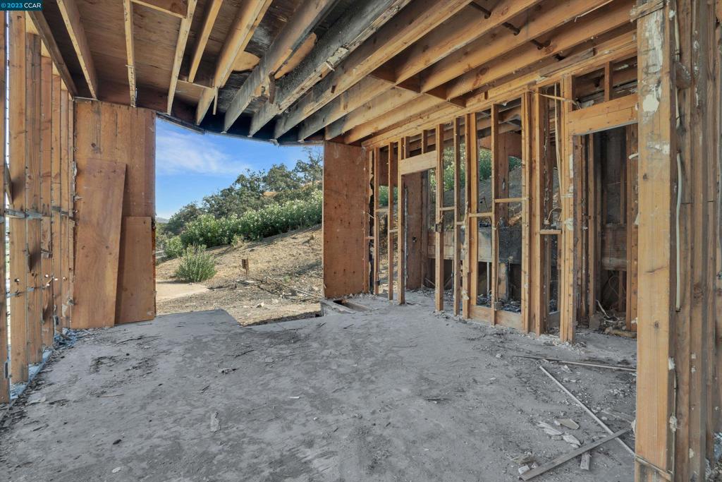 ALAMO RANCH ESTS - Residential