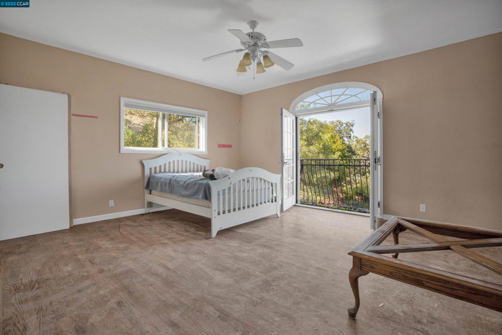 ALAMO RANCH ESTS - Residential