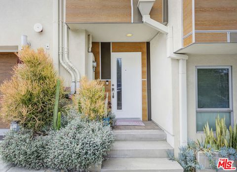 Photo of 1045 Manzanita Street, Los Angeles, CA 90029 (MLS # 26839345)