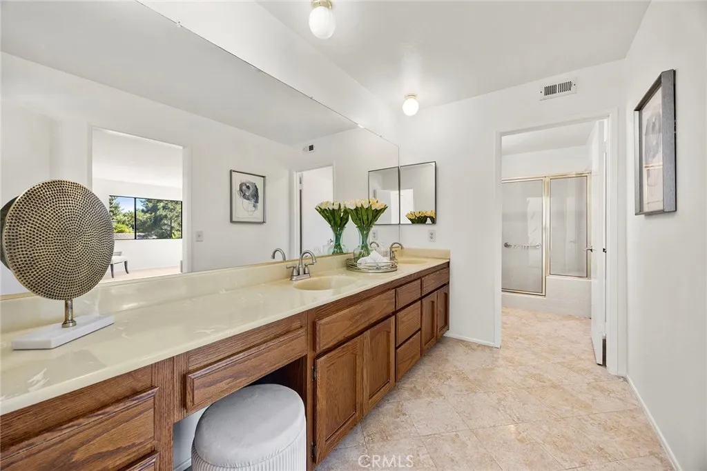 Anaheim Hills, California 92808, United States, 4 Bedrooms Bedrooms, ,3 BathroomsBathrooms,Residential,Active,195369