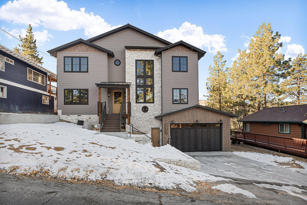 43595 Ridge Crest Drive