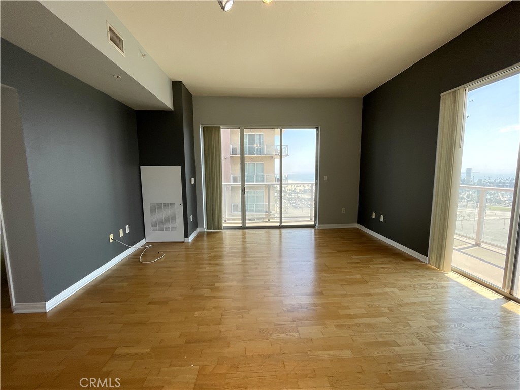 Downtown (DT) - Residential Lease
