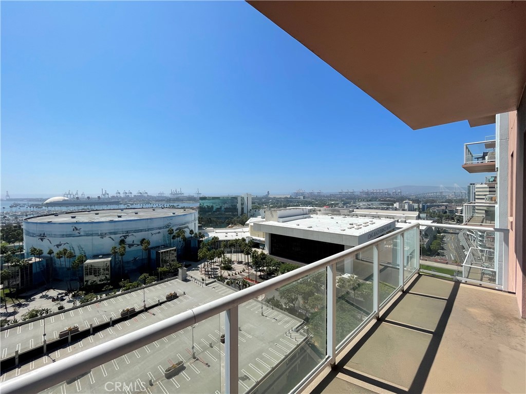 Downtown (DT) - Residential Lease