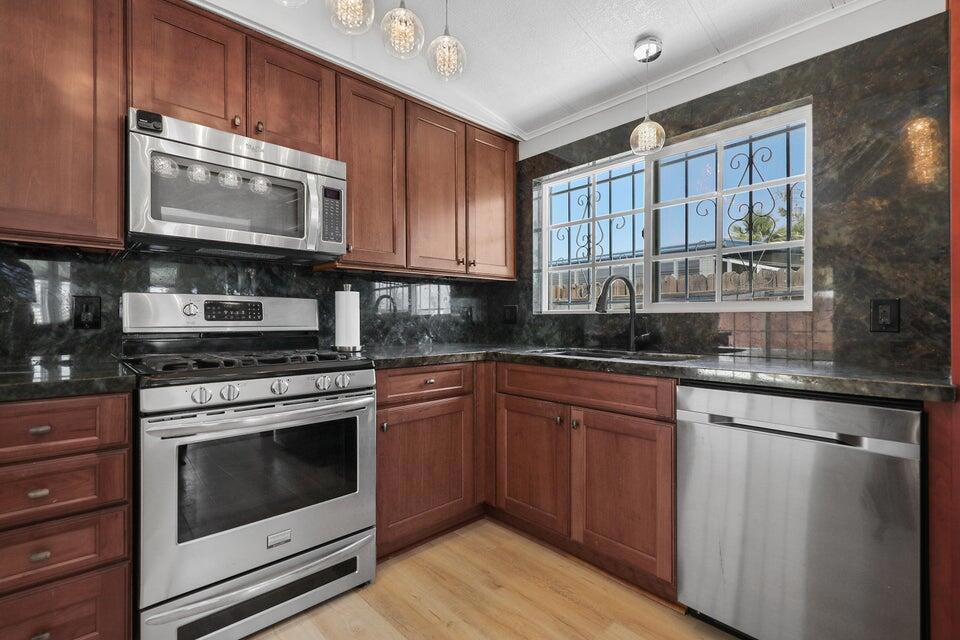 Tri Palm Estates - Manufactured In Park