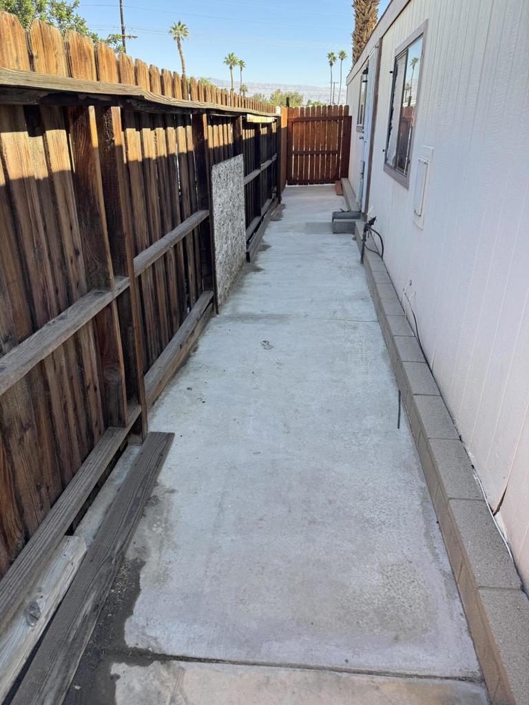 Tri Palm Estates - Manufactured In Park