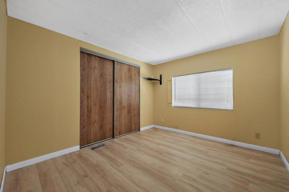 Tri Palm Estates - Manufactured In Park