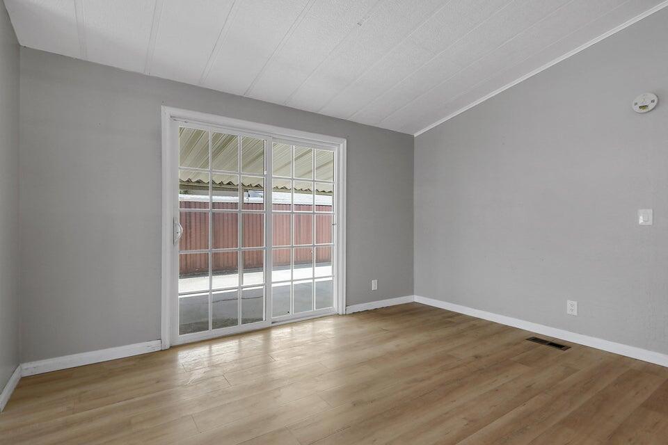 Tri Palm Estates - Manufactured In Park