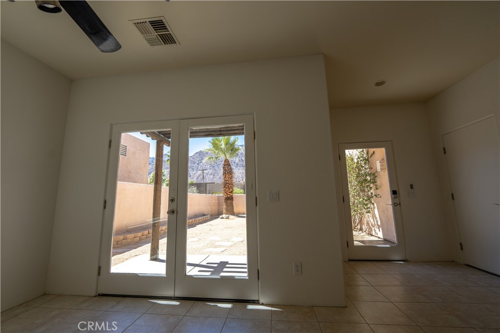 La Quinta Cove* - Residential Lease