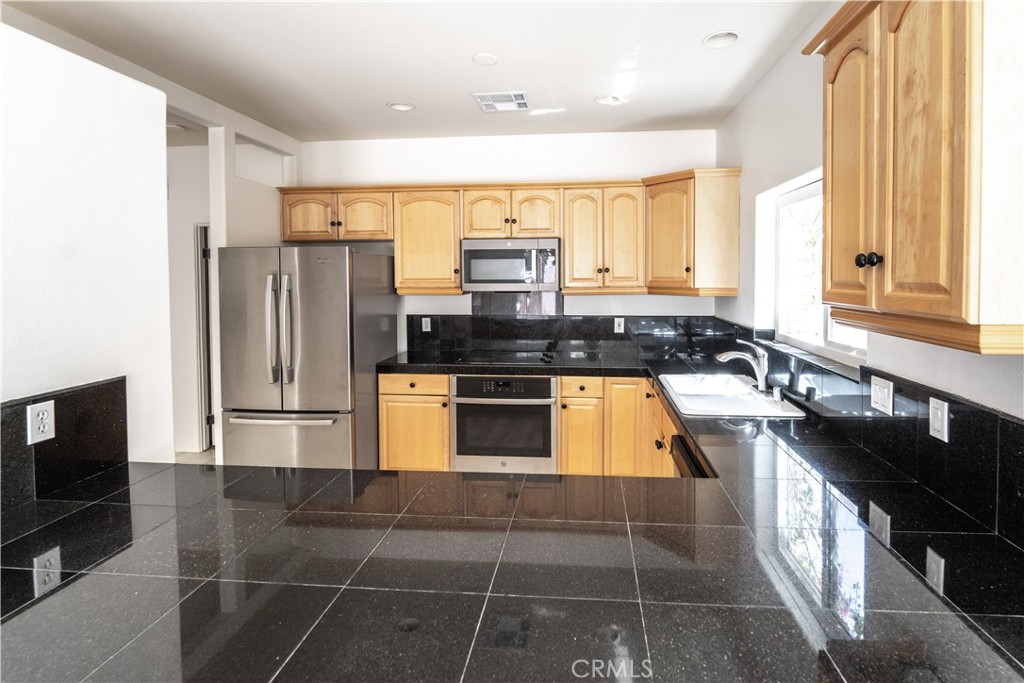 La Quinta Cove* - Residential Lease