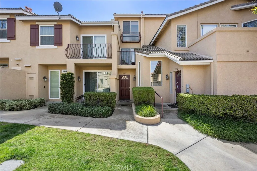 Anaheim Hills, California 92808, United States, 1 Bedroom Bedrooms, ,2 BathroomsBathrooms,Residential,Active,96754