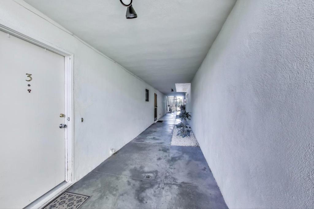 100 Millbrae Avenue