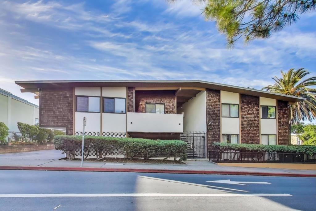 100 Millbrae Avenue