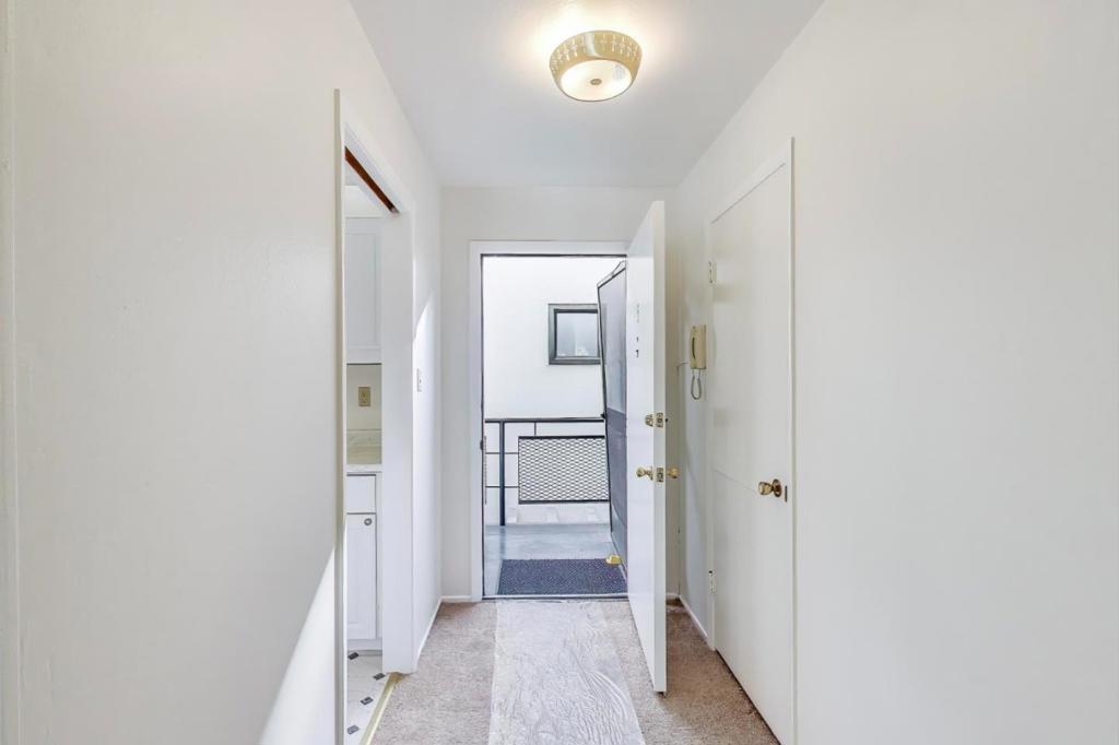 100 Millbrae Avenue