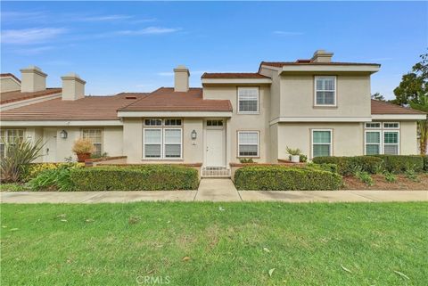 4 Wellesley Irvine CA 92612
