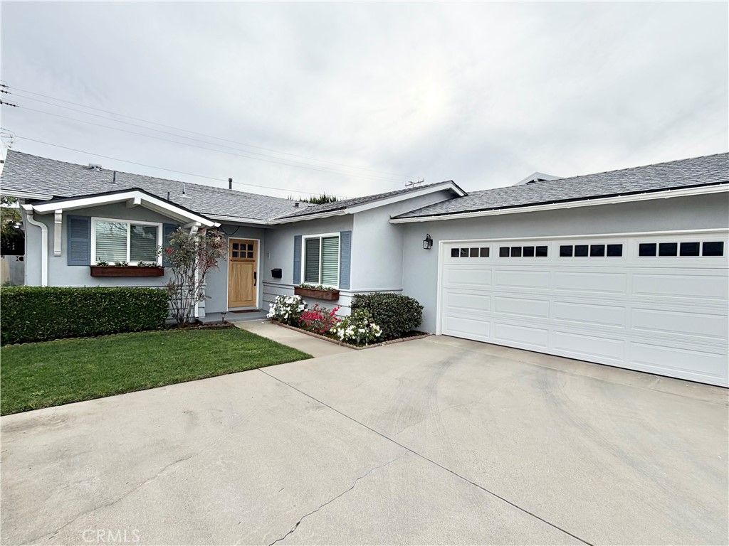 Photo of 4708 Michelle Dr, Torrance, CA 90503 (MLS # SB26057530)