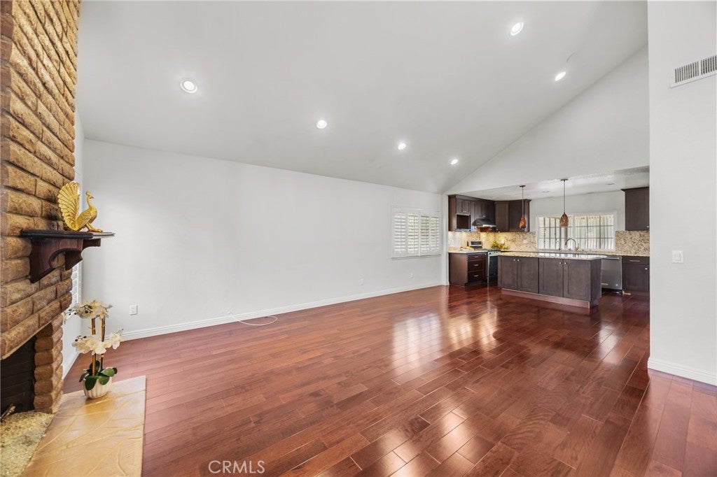 2207 Meadow