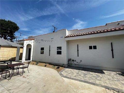 Photo of 1016 N Ontario St #1018, Burbank, CA 91505 (MLS # BB26063946)