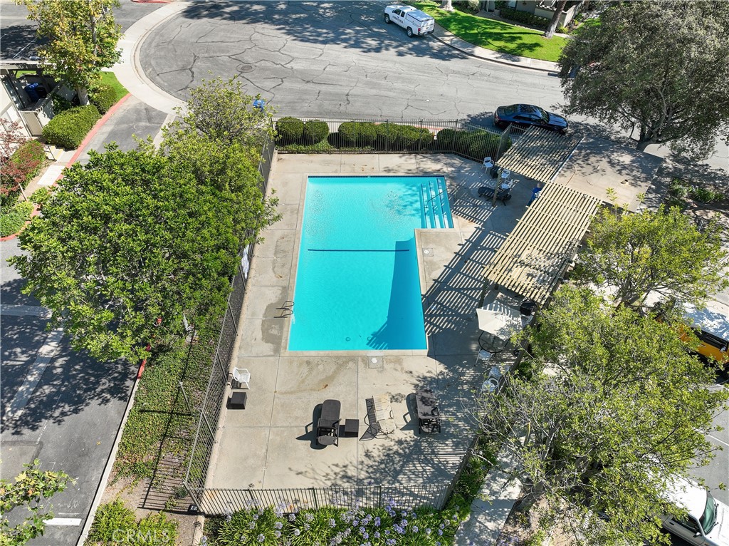 Wildwood Condos (333) - Residential