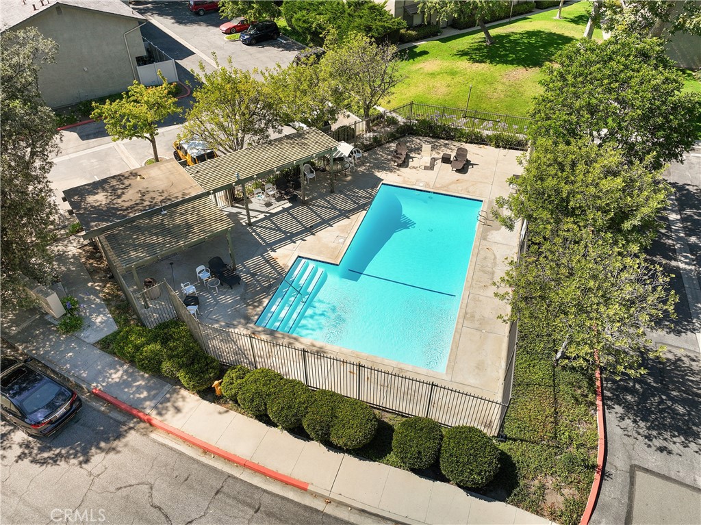 Wildwood Condos (333) - Residential