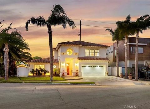 Photo of 9112 Playa Drive, Huntington Beach, CA 92646 (MLS # PW26094115)