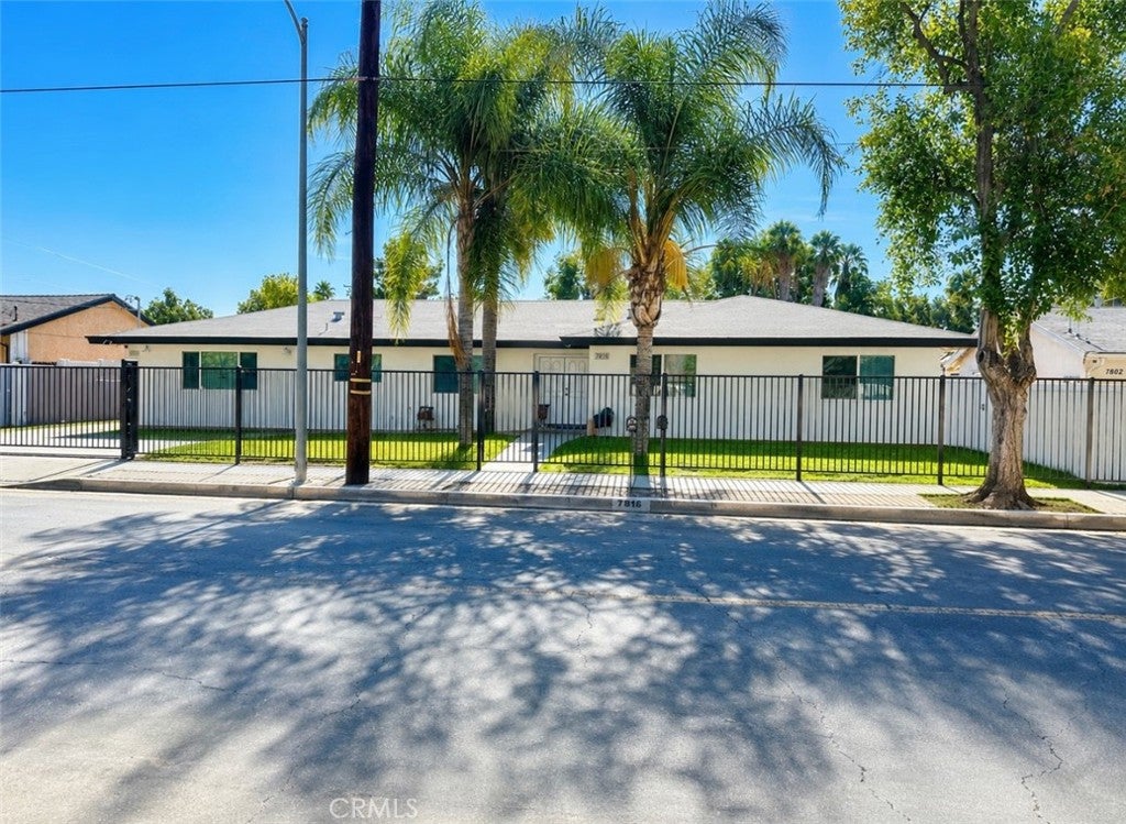 7810 Vanalden AVE