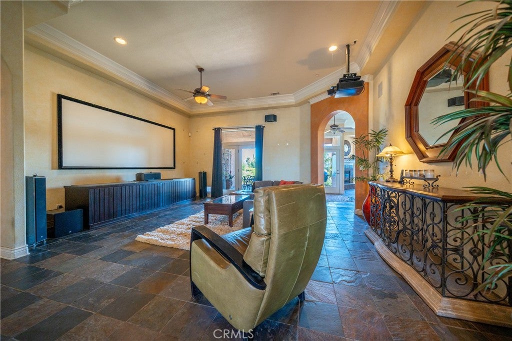 863 Santa Cruz Drive