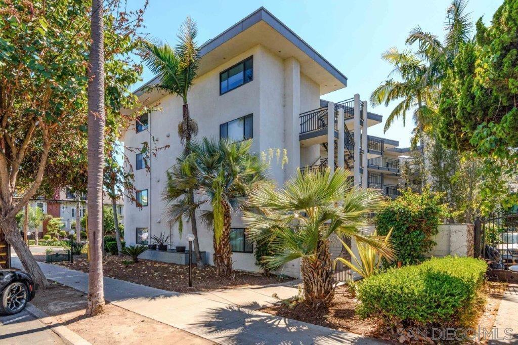 2414 Front St 11C