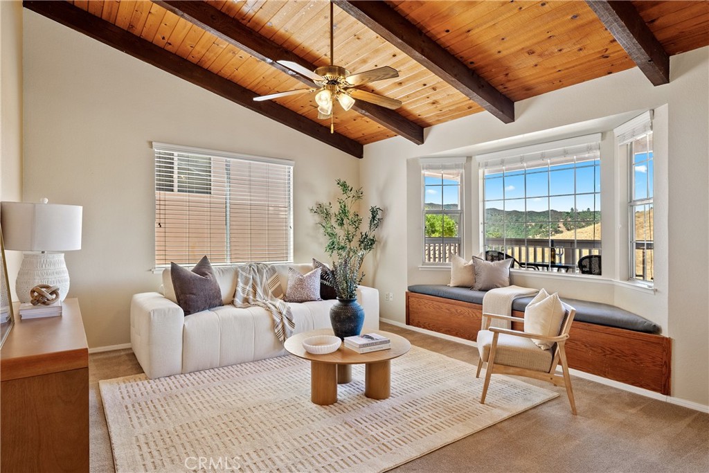 4826 Meadow Lark Lane