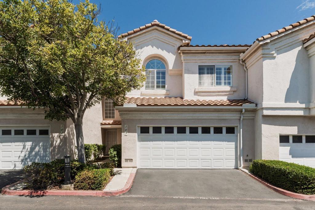 Welcome to this inviting 3-bedroom townhome in the desirable Knob Hill community. Featuring new flooring, fresh lighting, and newly painted kitchen cabinets with a sleek new double oven, this home blends modern touches with a spacious and inviting layout. The high ceilings and tall windows fill the interior with natural light, while the living room’s cozy double-sided fireplace creates a warm, welcoming atmosphere. A large loft provides flexible space for a home office, playroom, or media area. The expansive primary suite offers vaulted ceilings and plenty of room to unwind. Outside, enjoy a private patio perfect for relaxing or entertaining. Nestled in a quaint neighborhood within walking distance to Knob Hill Elementary, shopping, public transportation, and several parks, this home also offers access to fantastic community amenities including a pool, spa, and playground, all surrounded by a tranquil parklike setting.