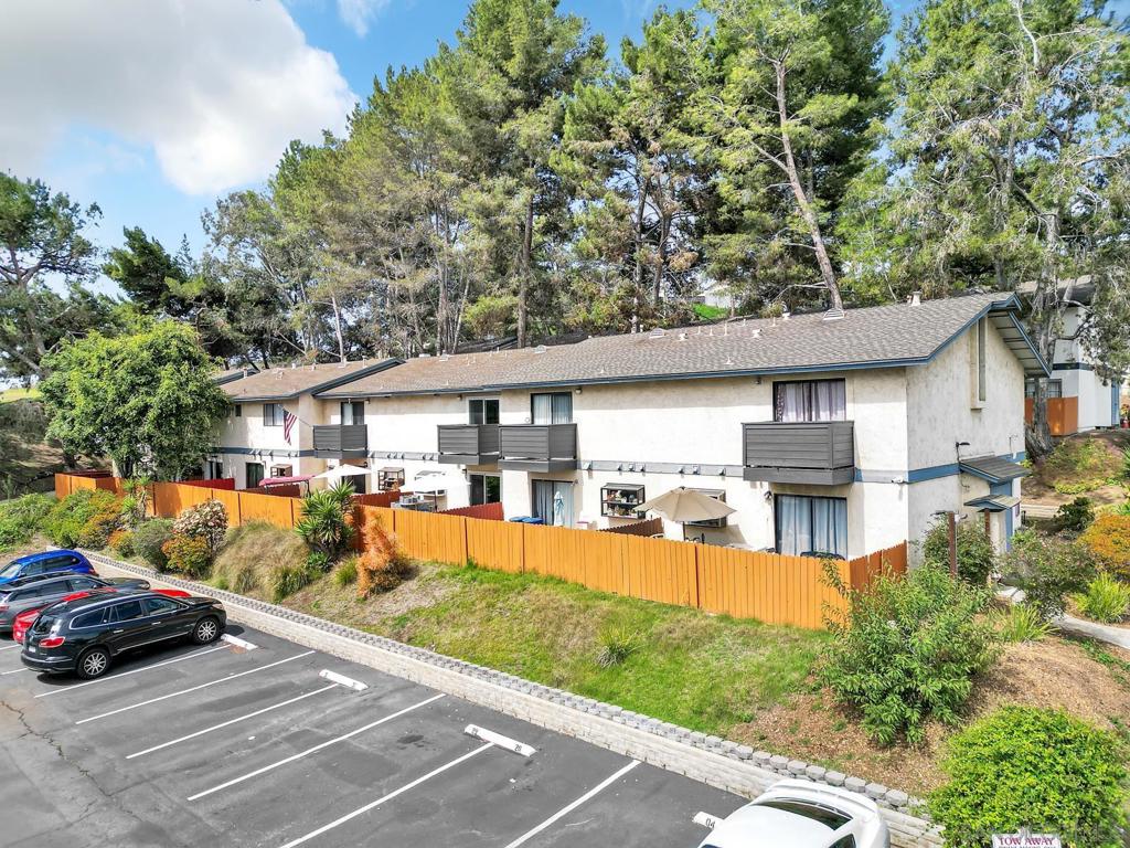 Paradise Hills - Residential