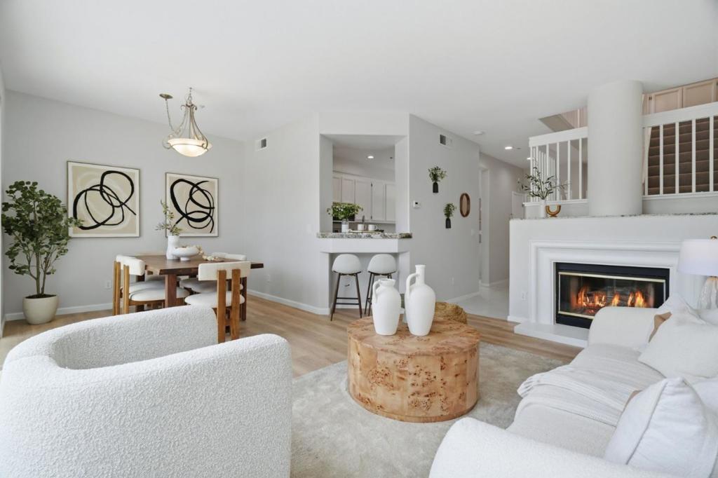 575 Shoal Circle