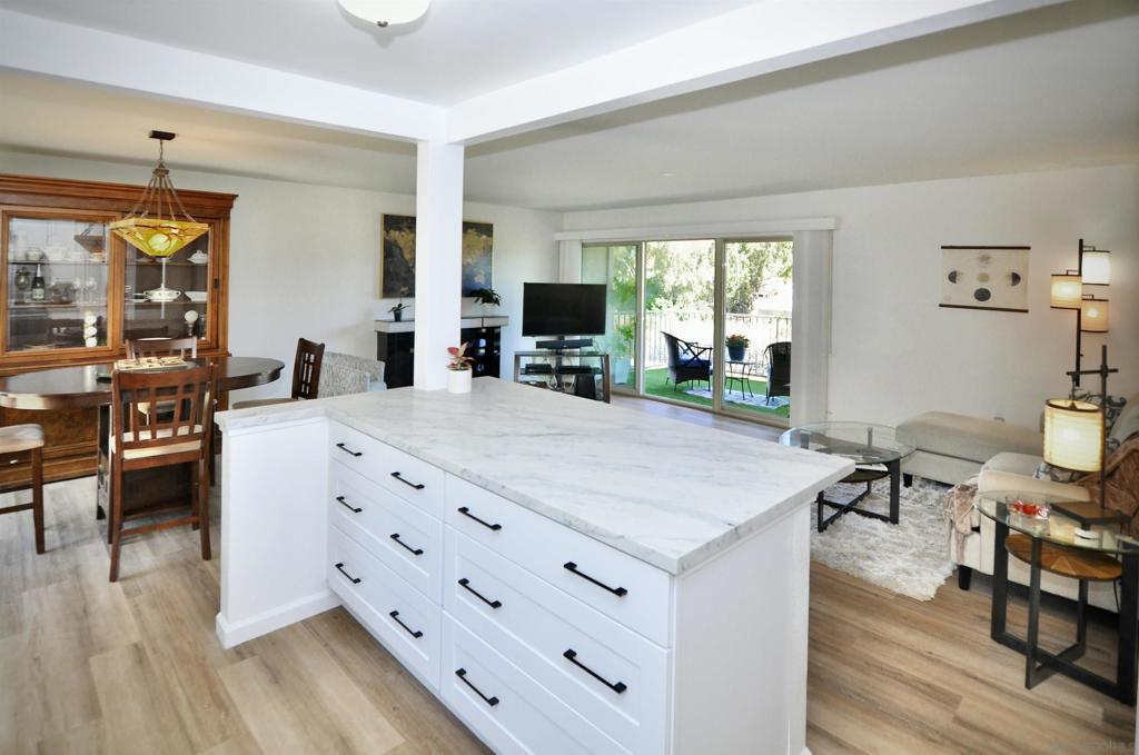 17473 Plaza Abierto 30