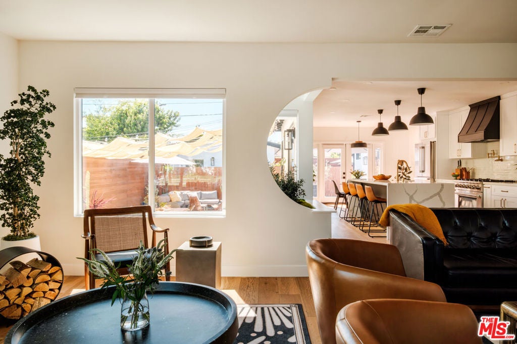 Properties 1 3625 Somerset Drive