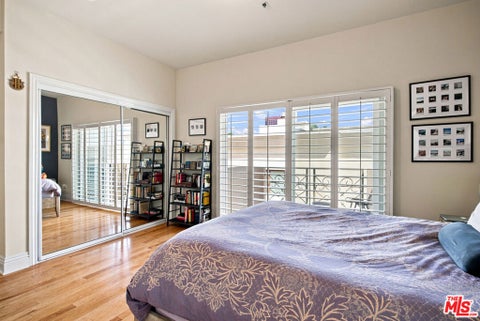 Tiny photo for 11840 Dorothy Street #302, Los Angeles, CA 90049 (MLS # 26999817)