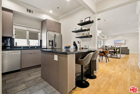 Tiny photo for 11840 Dorothy Street #302, Los Angeles, CA 90049 (MLS # 26999817)