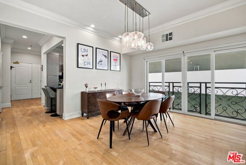 Tiny photo for 11840 Dorothy Street #302, Los Angeles, CA 90049 (MLS # 26999817)