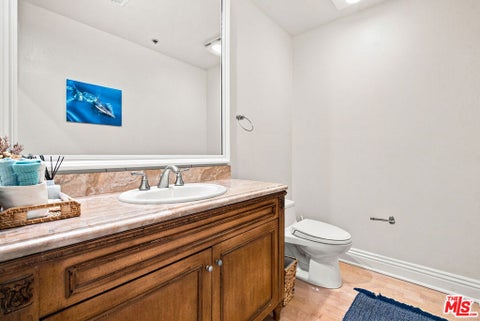 Tiny photo for 11840 Dorothy Street #302, Los Angeles, CA 90049 (MLS # 26999817)