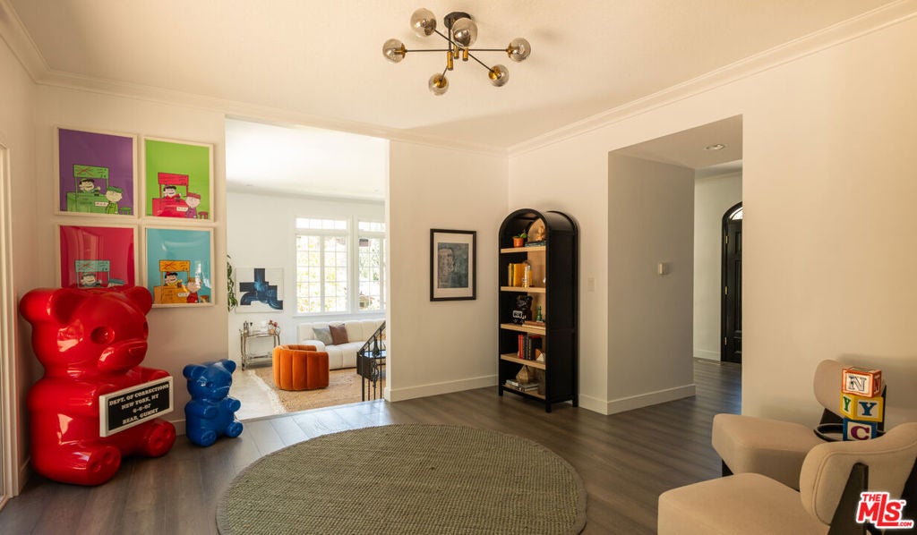 3891 Sepulveda Boulevard