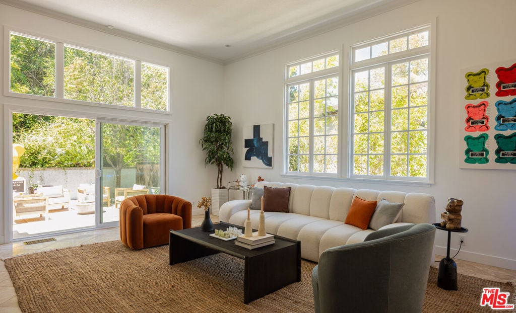 3891 Sepulveda Boulevard
