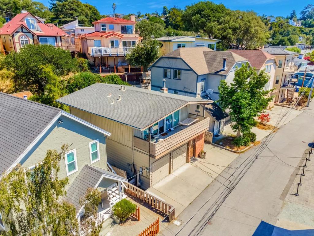 307 Treasure Island